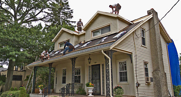 Best Emergency Roof Repair  in Wautoma, WI
